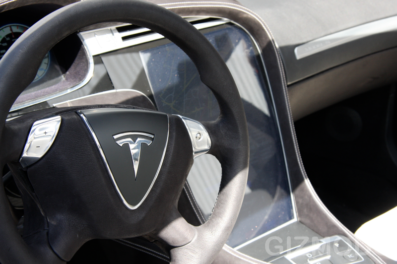 Illustration for article titled Tesla Model S Electric Sedan Prototype Has a Giant Touch Dashboard